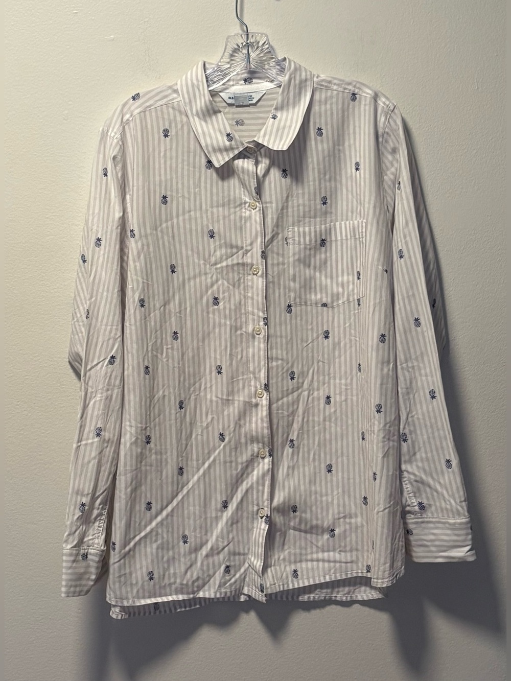 Old Navy classic shirt button up top stripes novelty pineapple print artsy